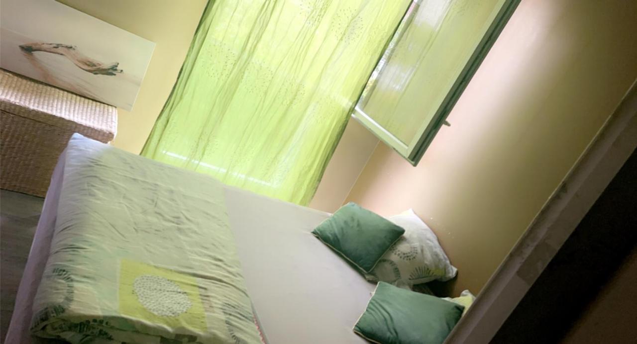Chambre Avec Salle De Bain Privee Valenton Exterior photo